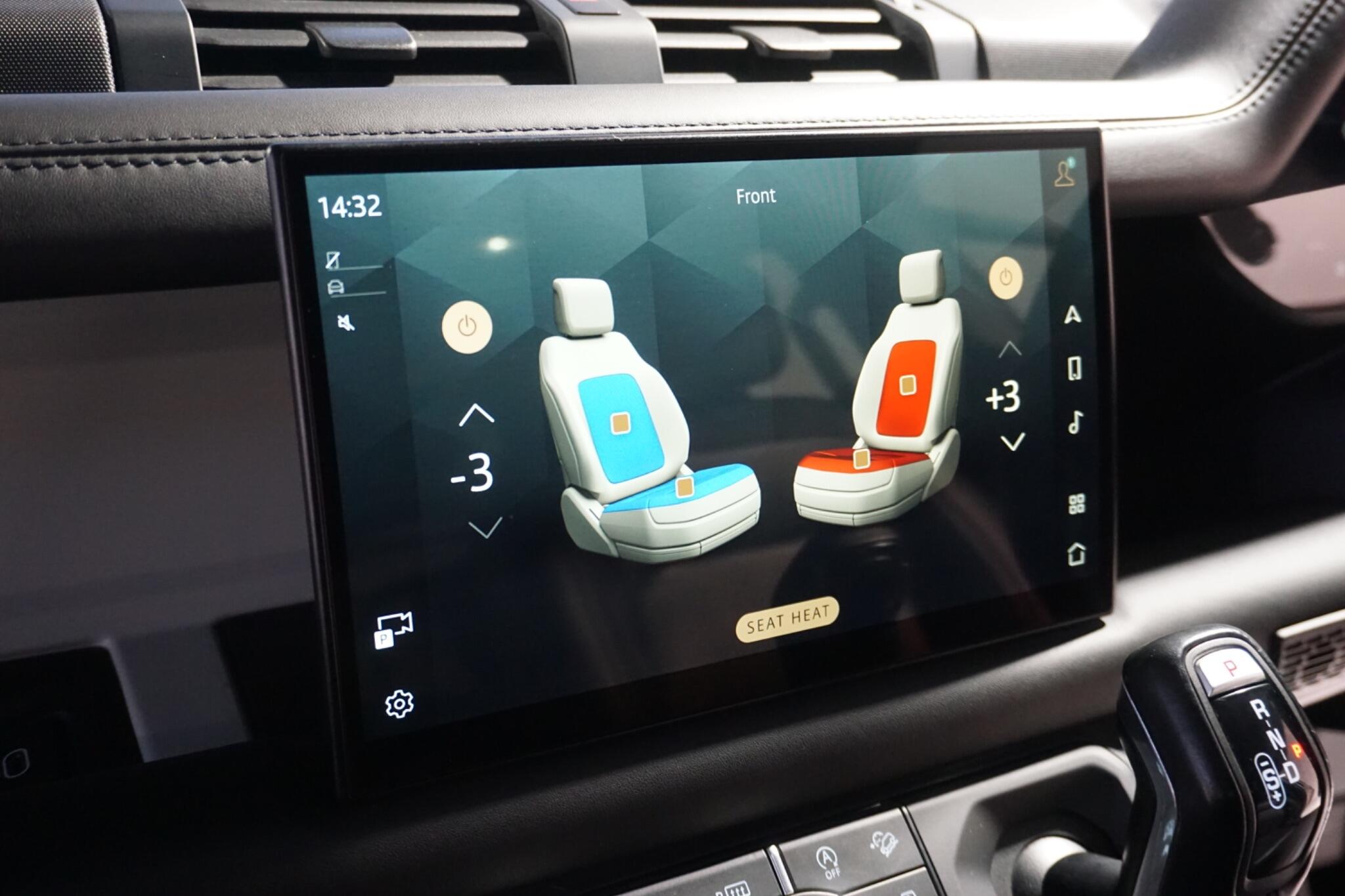 Land Rover Defender 110 3.0 D300 MHEV X-Dynamic HSE SUV 5dr Diesel Auto 4WD Euro 6 (s/s) (300 ps)